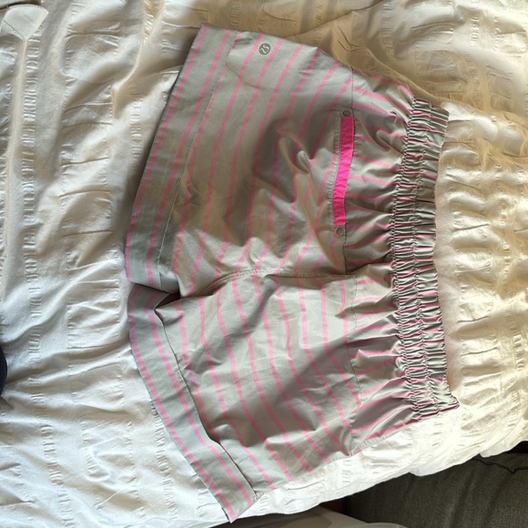 no tag good as new no stain - Picture 2 of 4